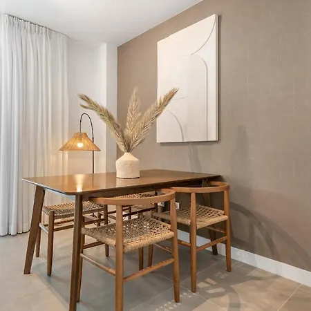 Oasis 325 With Private Garden & Wellnes Apartment Estepona