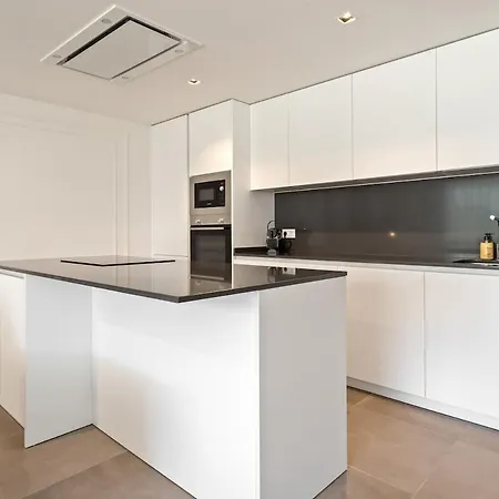 Apartmán Oasis 325 With Private Garden & Wellnes *