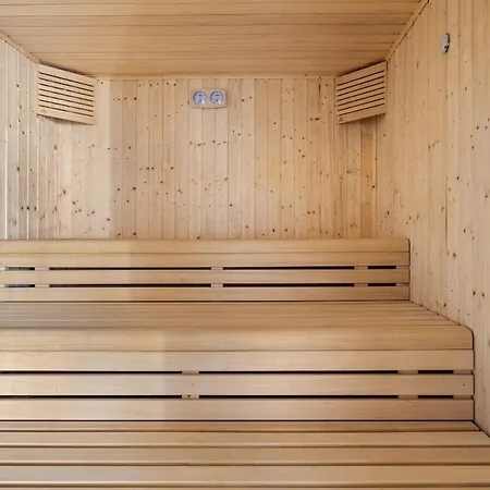 Oasis 325 With Private Garden & Wellnes *