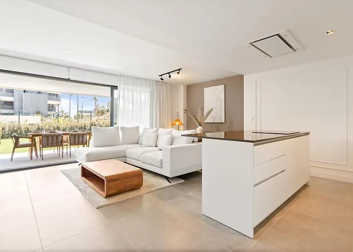 Oasis 325 With Private Garden & Wellnes *